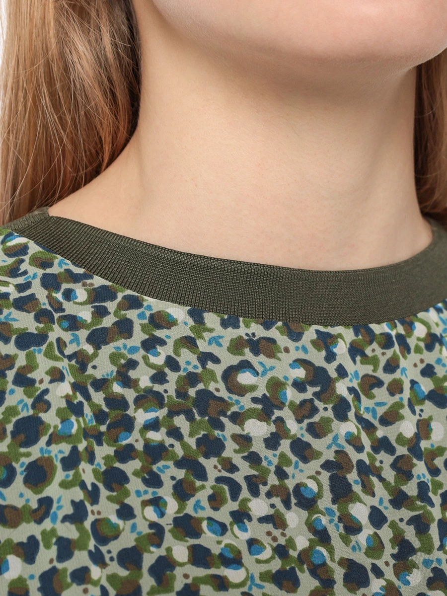 Шифоновая блуза с абстрактным принтом